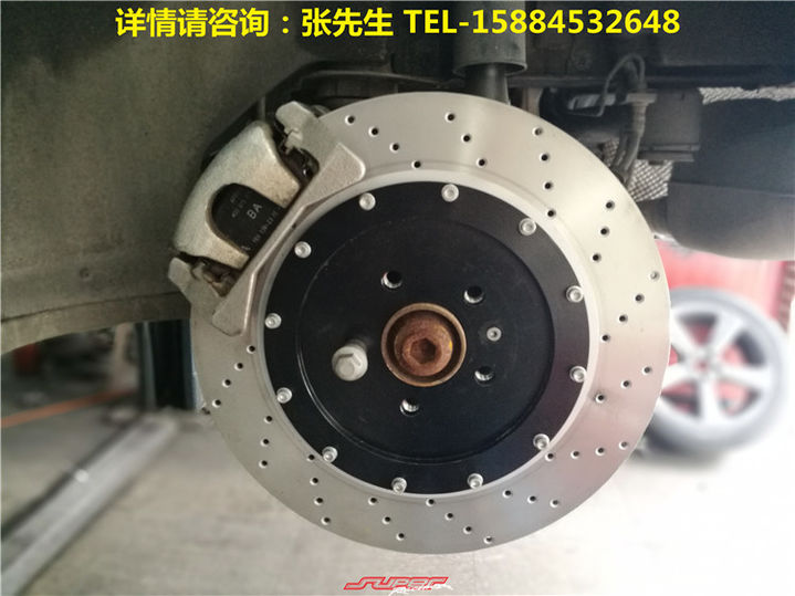 成都 奥迪Q5-3.0T 改装BREMBO GT6大六卡钳鲍鱼 及SUPE R 后加大.....