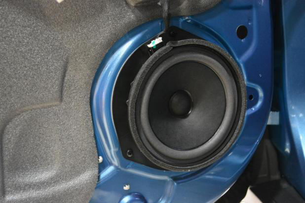 荣威RX5改装案例——拥有一套完整的音响系统是什么体验？