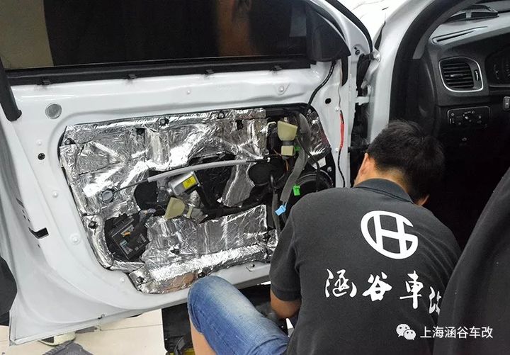 【上海涵谷车改】沃尔沃V60改装升级意大利赫兹汽车音响MP...