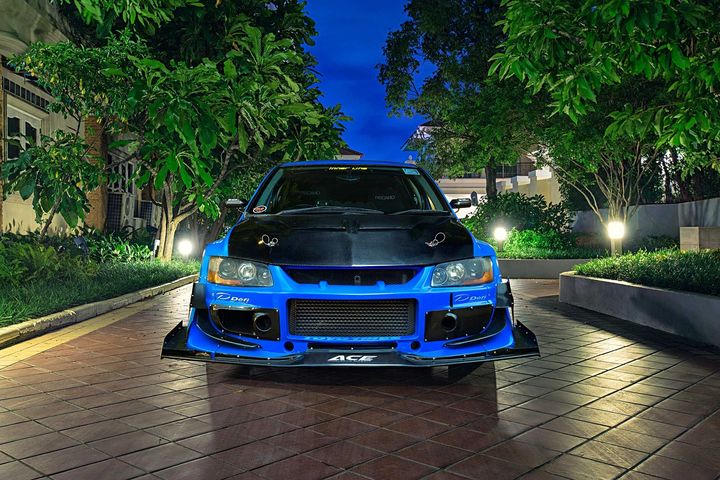 2002-mitsubishi-lancer-evolution-vii-varis-front-bumper (2).jpg