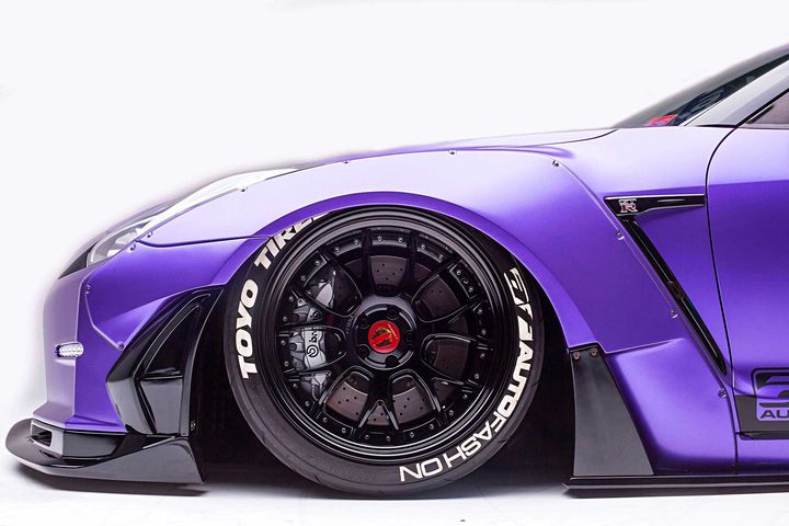 2016-nissan-gt-r-aimgain-wheel.jpg