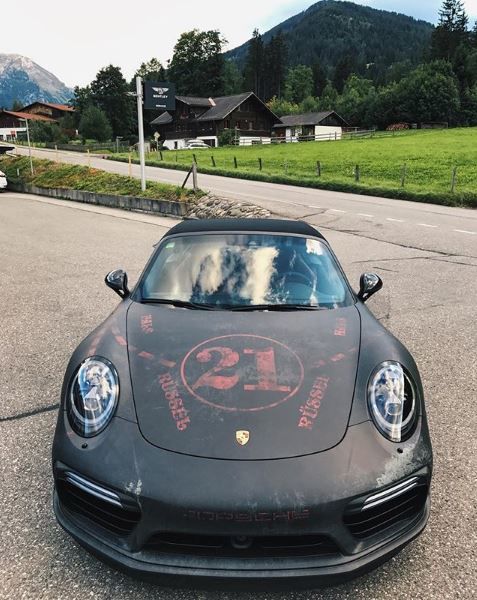 艺术式改装保时捷911 Turbo S敞篷版