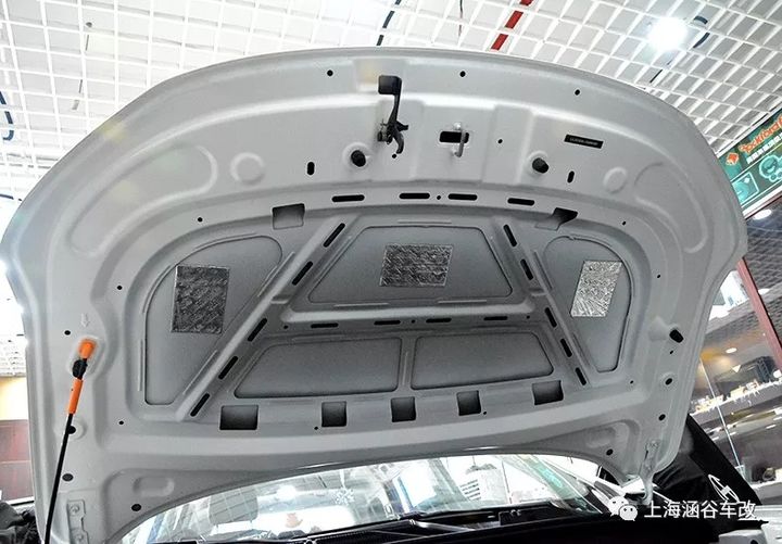 【上海涵谷车改】荣威RX5改装美国3M汽车隔音降噪材料、汽...