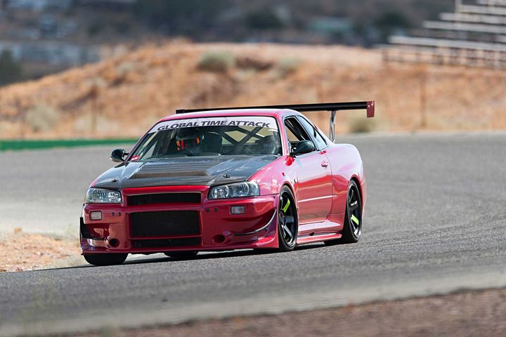 改装1999年日产Skyline GT-R V-Spec（R34）