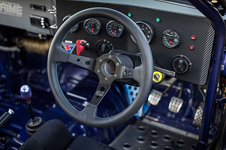 1986-toyota-corolla-omp-steering-wheel.jpg