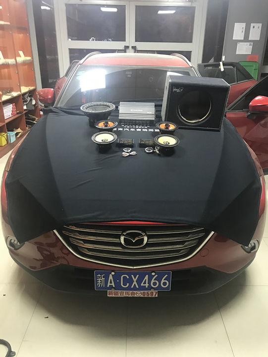 马自达CX4音响隔音升级——乌鲁木齐慧声汽车音响专业打造