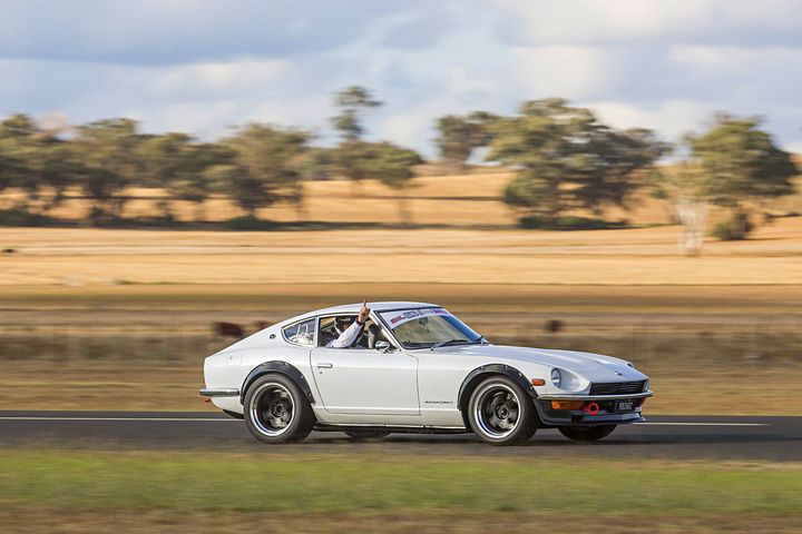 最佳计划改装1975 Datsun 260Z