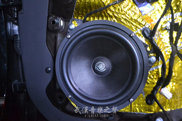 众泰T700改装德国海螺5系三分频A柱倒模喇叭武汉音乐之声
