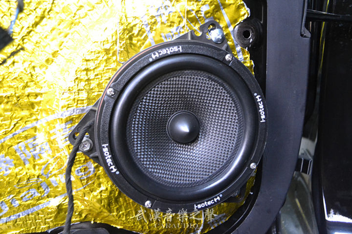 众泰T700改装德国海螺5系三分频A柱倒模喇叭武汉音乐之声