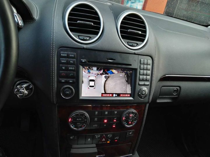 奔驰GL改装360度全景行车记录仪