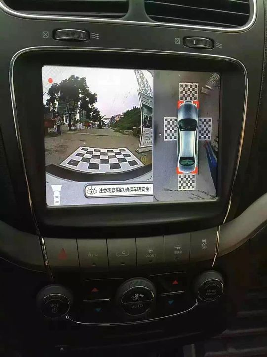 道奇酷威改装360度全景行车记录仪