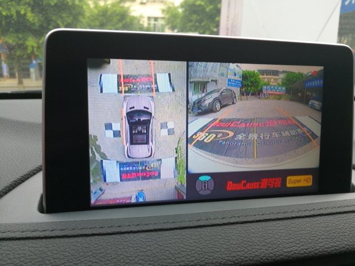东风景逸X5装道可视​360全景行车辅助系统效果图