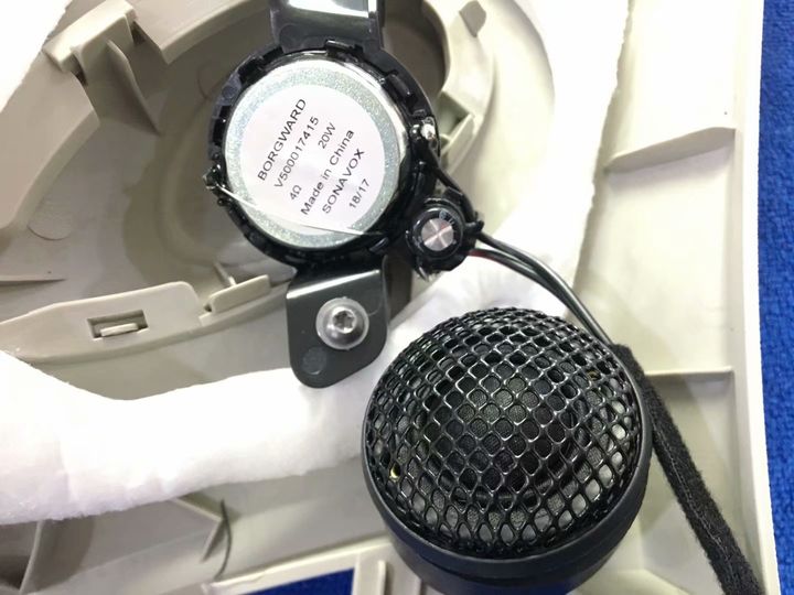 广西南宁音响改装宝沃BX5音响改装德国RS smart发现喇叭