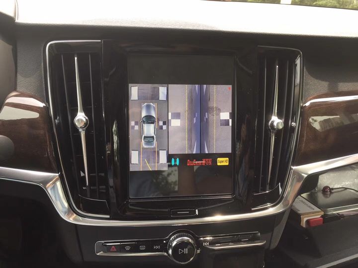 深圳新款沃尔沃S90改装道可视360全景行车记录仪