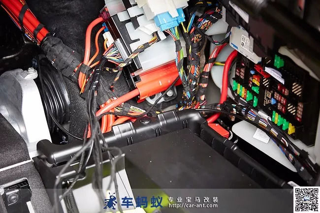 宝马5系改装升级电动后备厢
