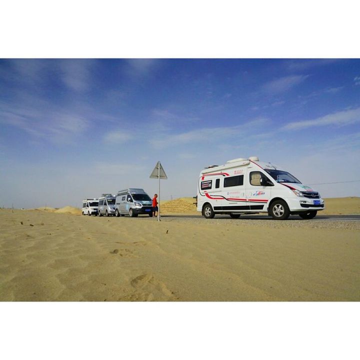 漫游新疆——六百五十公里的沙漠公路