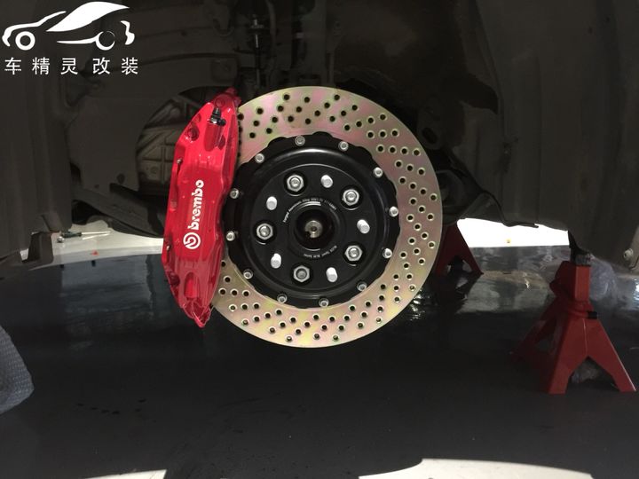 雷克萨斯ES200刹车升级意大利Brembo F50大四，完美帅气制动