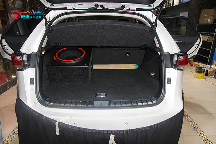雷克萨斯NX200升级汽车音响系统，告诉你连接配件的重要性