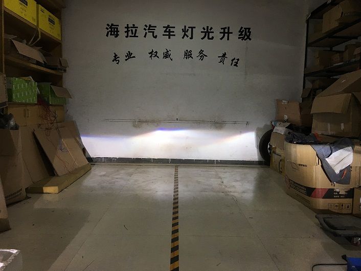 衢州海拉汽车灯光升级中心JP自由光升级GTR双光透镜