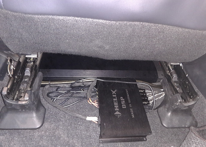 丰田RAV4汽车改装法国BLAM音响—主动分频升级