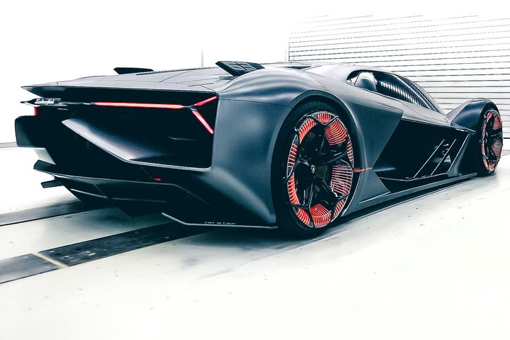 lamborghini-terzo-millennio-1.jpg