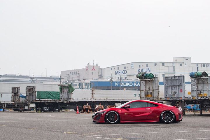 liberty-walk-shows-new-acura-nsx-body-kit-and-it-has-no-fender-flares_8.jpg