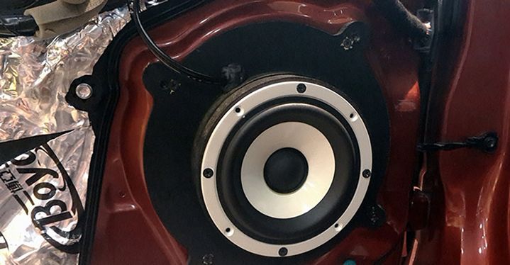 马自达昂克赛拉全车必伟音响改装+美国捷力13寸超低音
