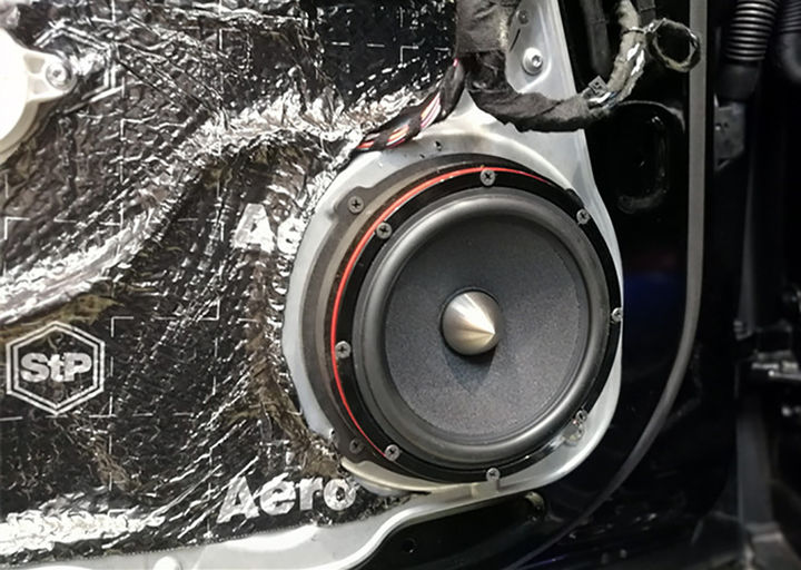 奔驰R320改装布莱克斯顶级音响-打造HI-END发烧汽车音响系统