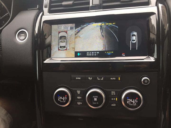 路虎发现5改装安卓大屏导航360度全景行车记录仪