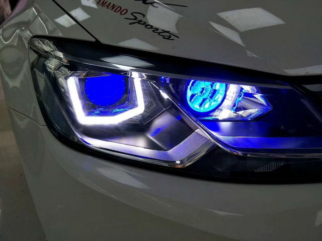 7，为汽车添加蓝色360度LED恶魔眼.jpg