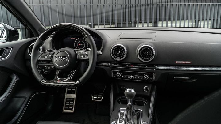 ABT-Audi-RS-3-sedan-2018-interior-1280x720.jpg