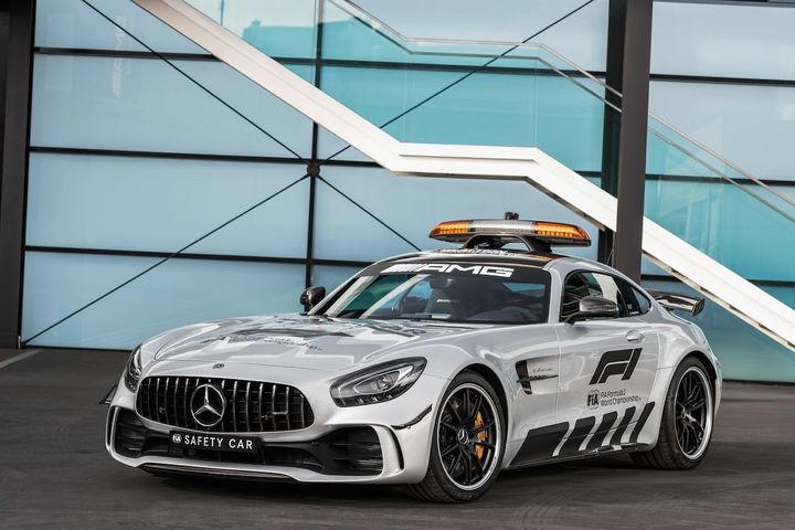 mercedes-amg-official-fia-f1-safety-car-068.jpg