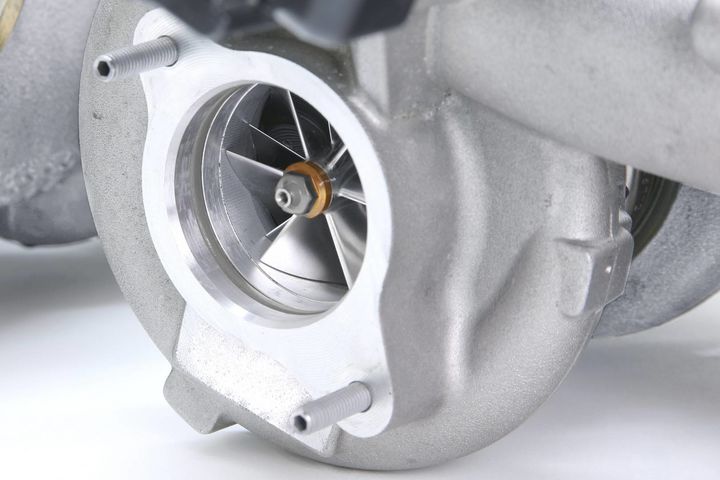 G-POWER_M2_F87_turbolader_turbocharger.jpg
