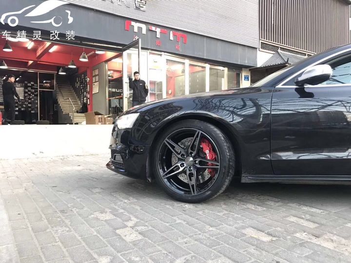 奥迪S5刹车升级高性能竞技赛道猛货意大利Brembo GT