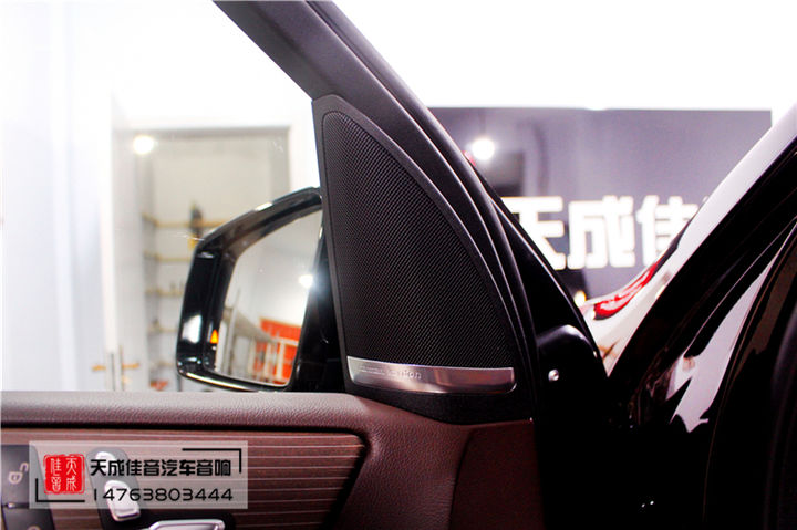 潍坊昌邑奔驰GLA汽车音响改装 升级原厂专用哈曼卡顿