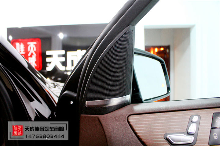 潍坊昌邑奔驰GLA汽车音响改装 升级原厂专用哈曼卡顿