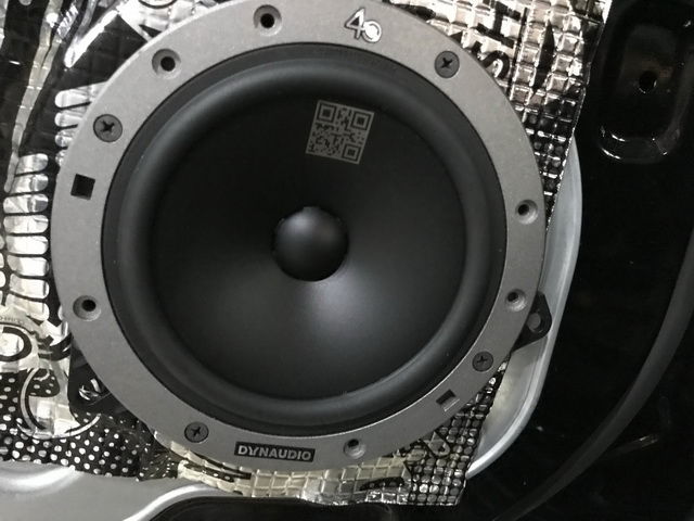 无损原声 奔驰R320汽车音响改装德国佛伦诗FLUX EV07 智能音...