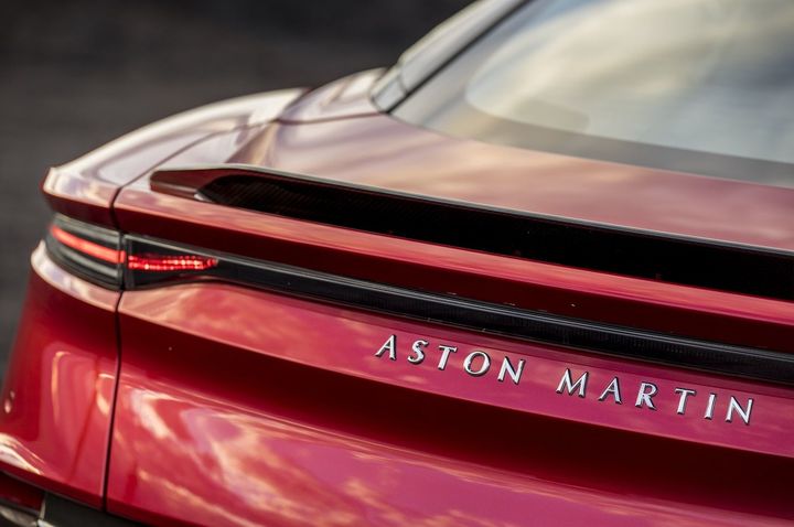 aston-martin-dbs-superleggera-rear-close-up.jpg