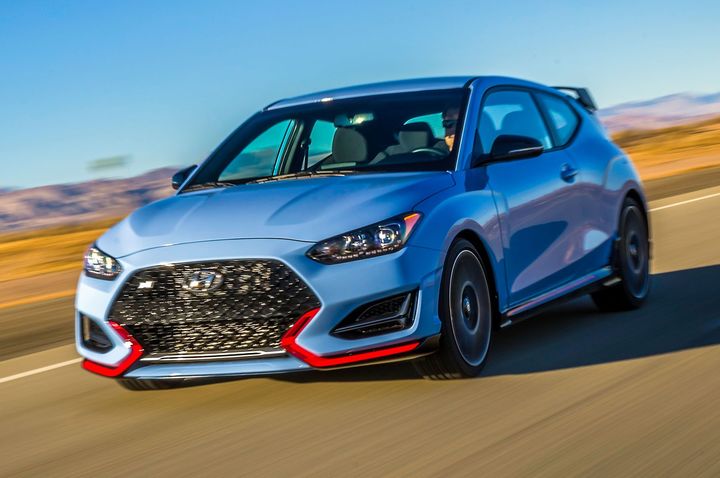 2019-hyundai-veloster-n-front-side-view-in-motion.jpg