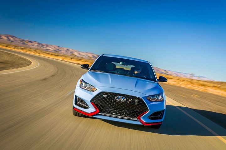 2019-hyundai-veloster-n-front-view-at-angle-in-motion (1).jpg