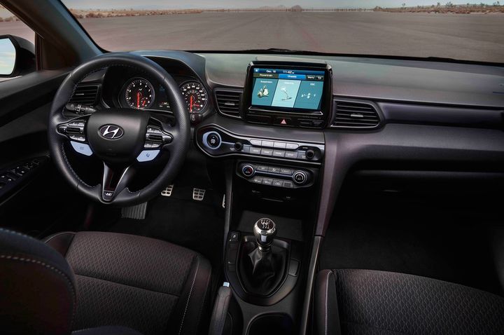 2019-hyundai-veloster-n-interior.jpg