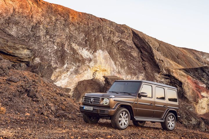 2019-mercedes-benz-g-class-front-three-quarter.jpg