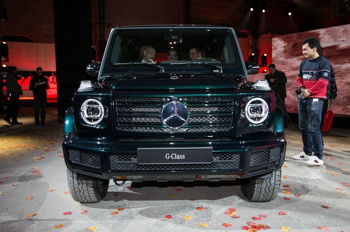 2019-mercedes-benz-g-class-front-view.jpg