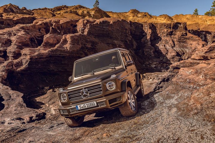 2019-mercedes-g-class-38.jpg