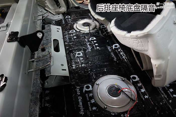重庆渝大昌汽车音响改装宝马X5全车隔音降噪安博士环保隔音