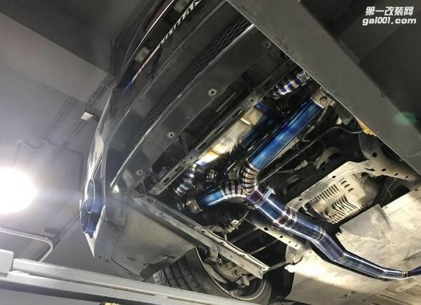 广东深圳日产GT-R改装全段kamlung钛合金排气