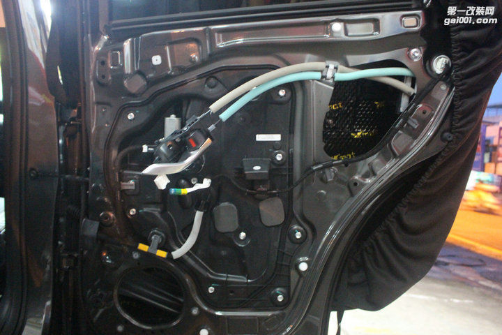 南宁马自达CX-5音响改装无损改装全车隔音降噪方案