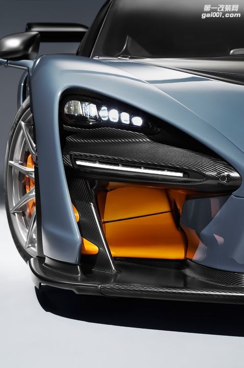 mclaren-senna-headlight.jpg