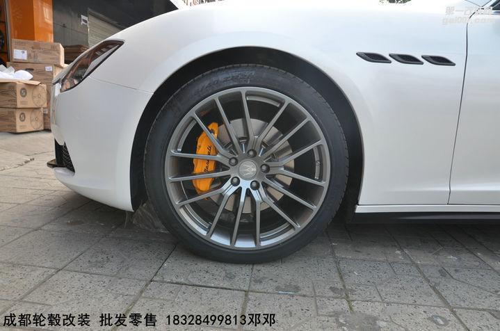 玛莎拉蒂 吉博力 升级20寸 锻造轮毂 装车 案例 (17).JPG