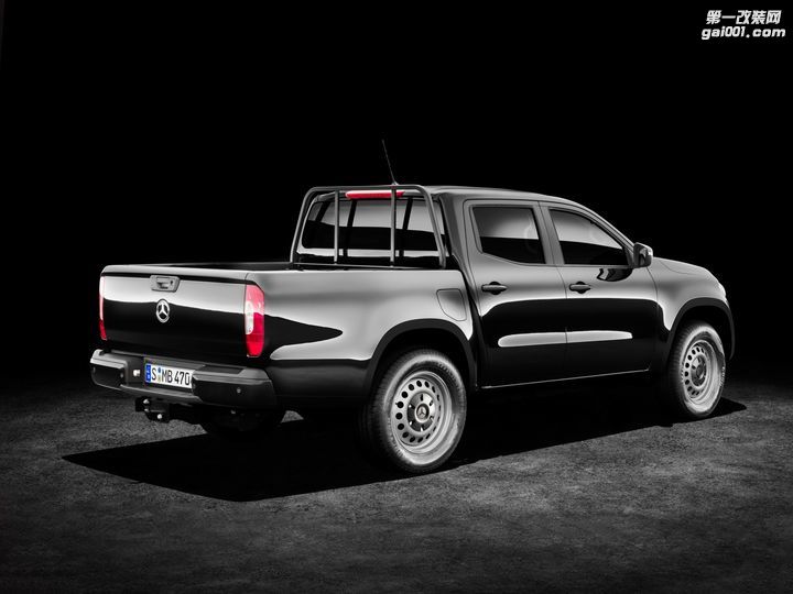 first-mercedes-benz-x-class-widebody-kit-comes-from-prior-design_7.jpg